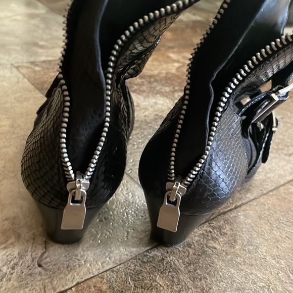 🌚ZARA Heel Boot - Picture 3 of 13